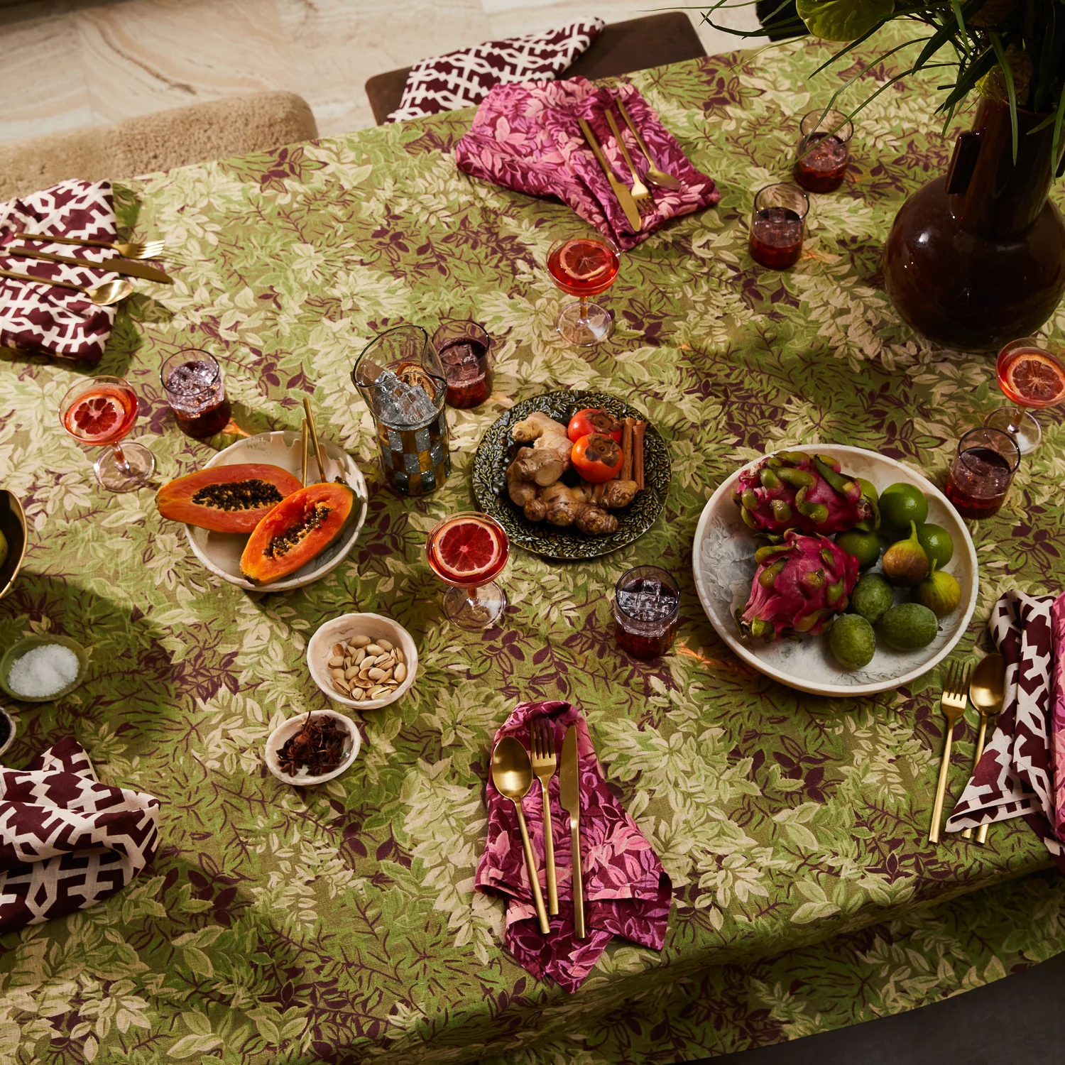 Amata Napkin Set - Image 4