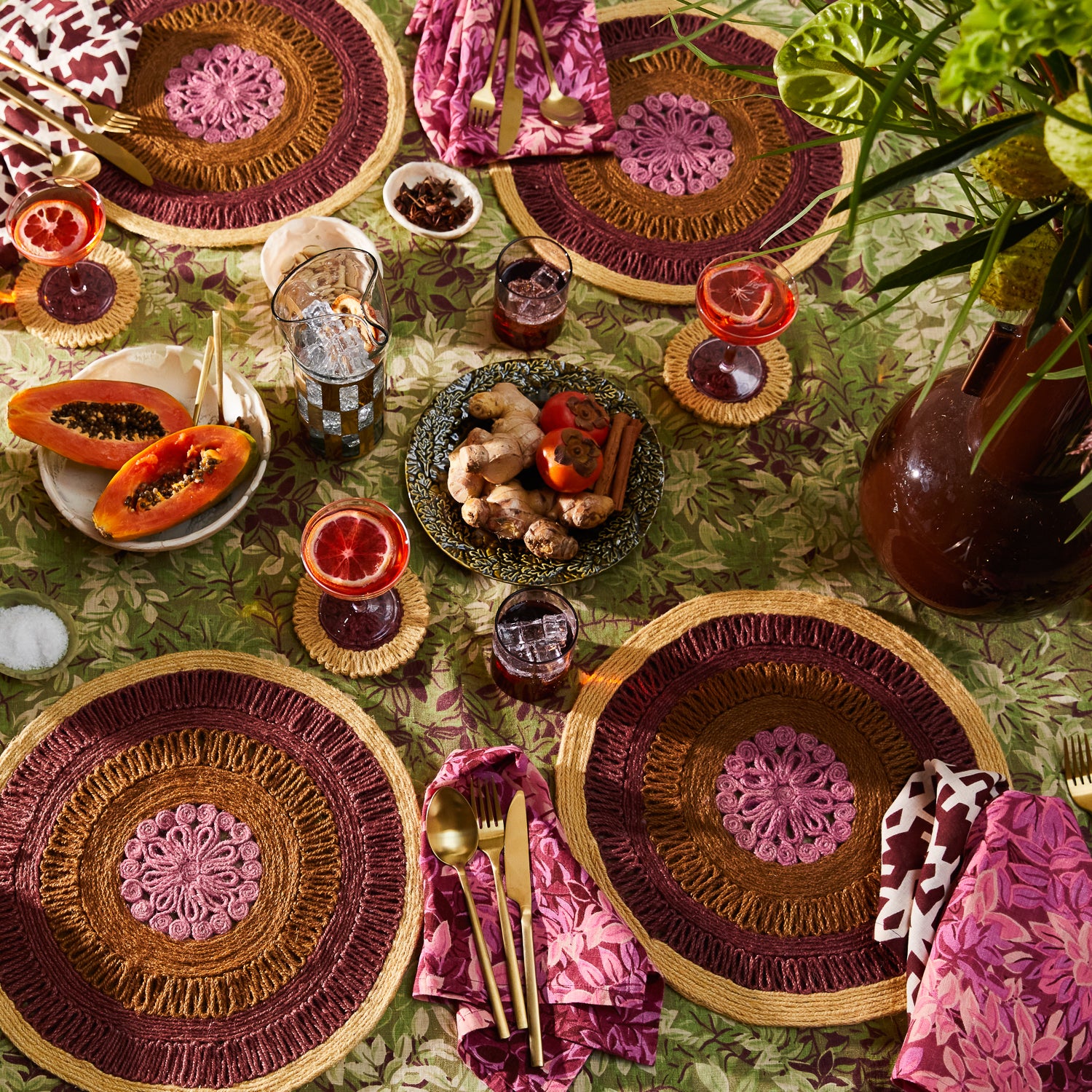 Amata Napkin Set - Image 5