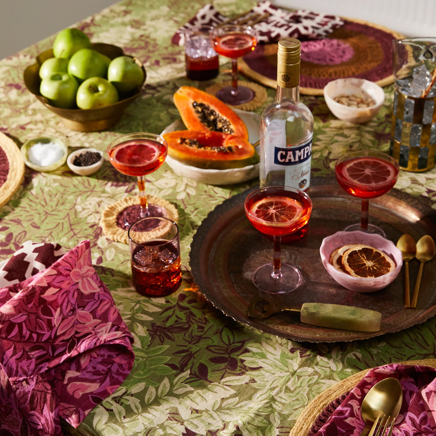 Amata Napkin Set - Image 9
