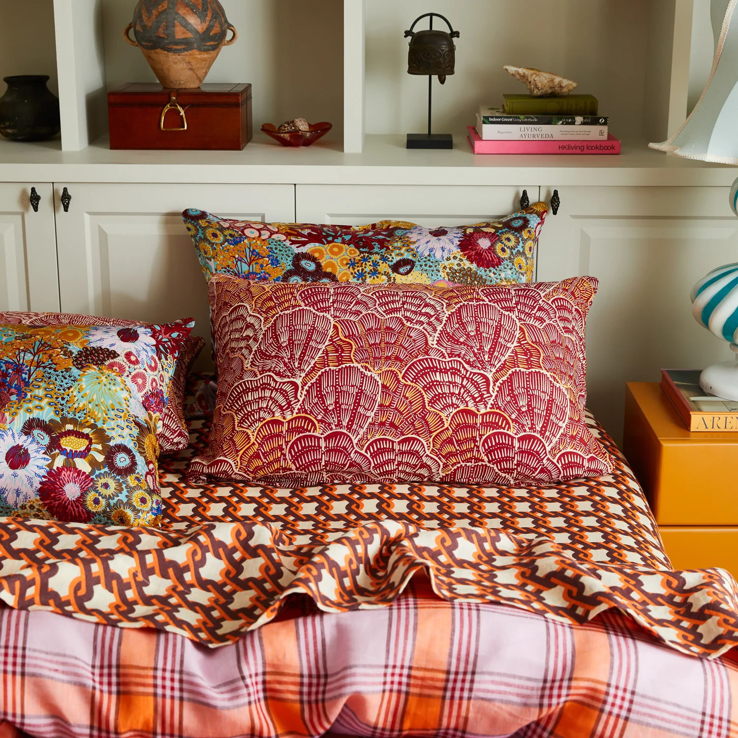 Claudelle Linen Pillowcase Set - Crimson - Image 2
