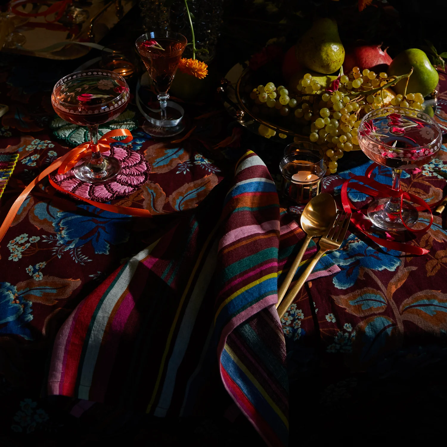 Corinne Napkin Set - Image 8