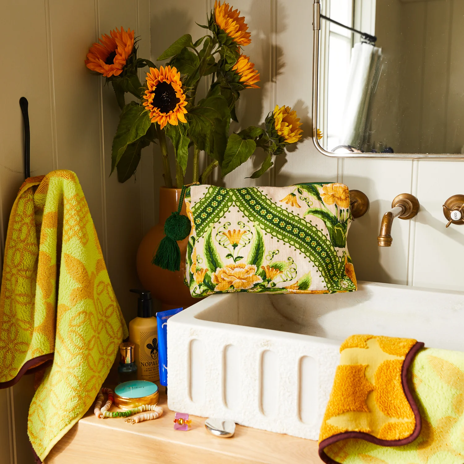 Margaret Cosmetic Bag - Image 2
